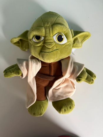Peluche yoda