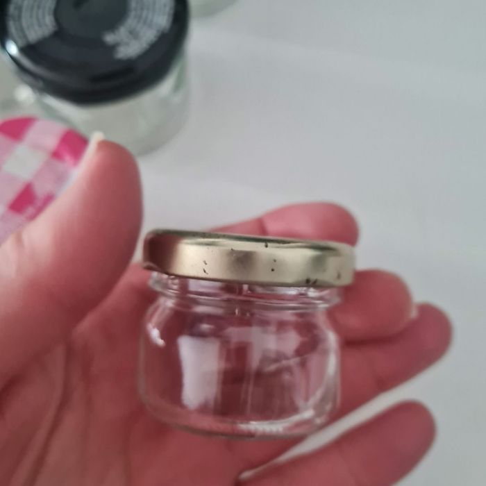 Lot de petits bocaux de verre - photo numéro 3