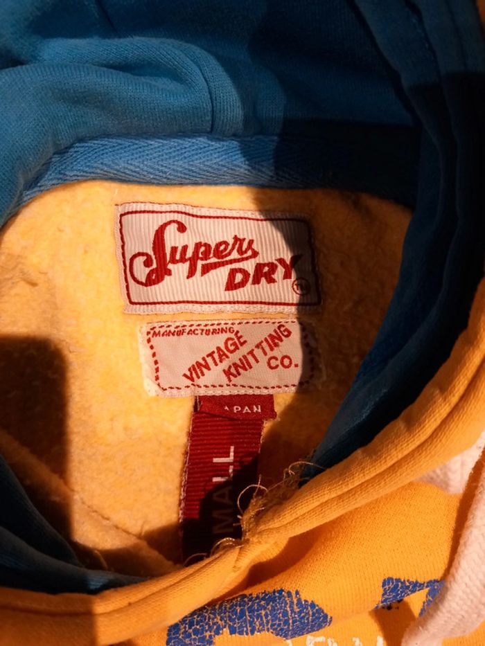 Pull superdry jaune XS - photo numéro 3