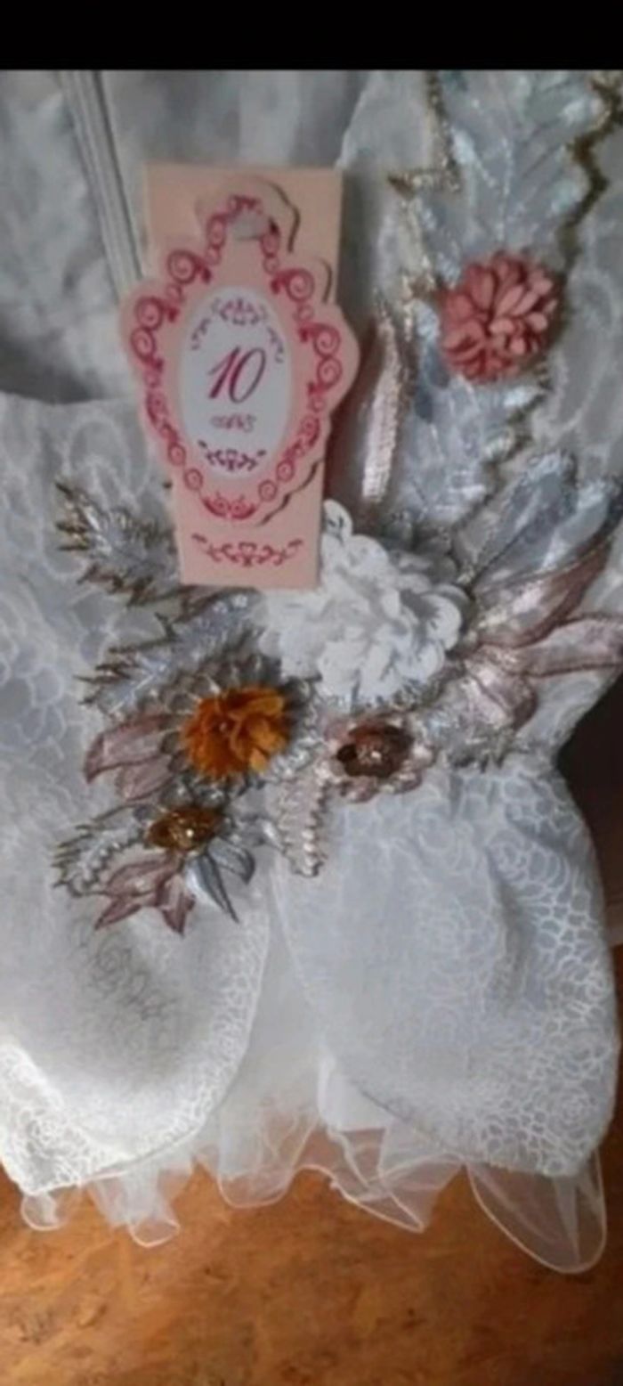 Robe de cérémonie - photo numéro 2