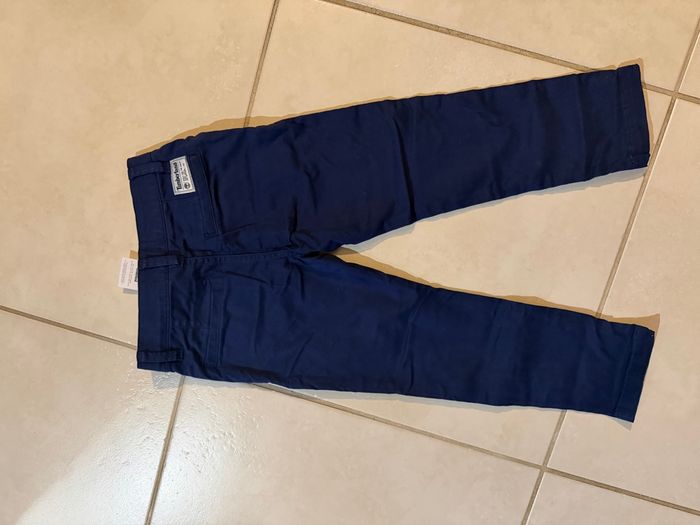 Chino Timberland taille 6 ans - photo numéro 4