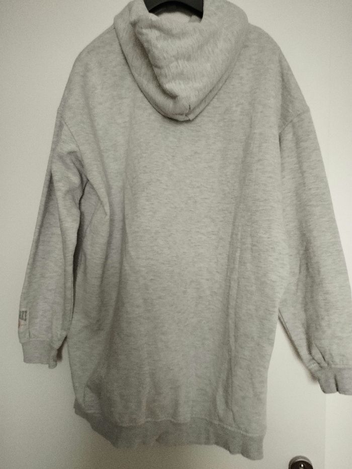 Sweat gris - photo numéro 3