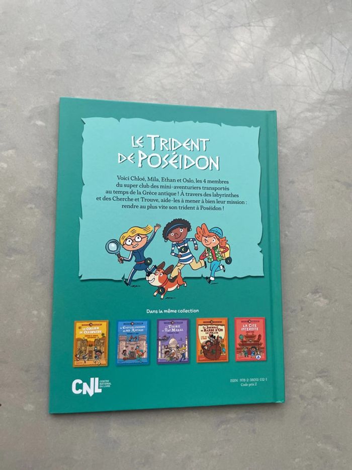 Livre Le trident de Poseidon Hachette Jeunesse neuf - photo numéro 2