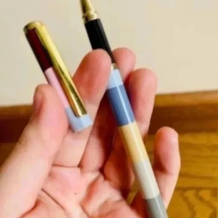 Sublime stylo en métal doré coloré neuf - photo numéro 4