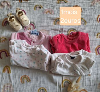 Lot 1mois pyjamas