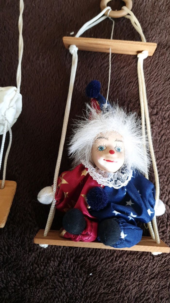 Lot de clowns porcelaine - photo numéro 3