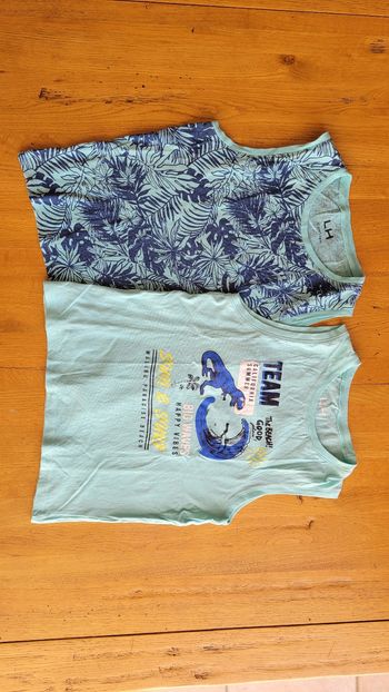 Lot de tee-shirts débardeur 10 ans 