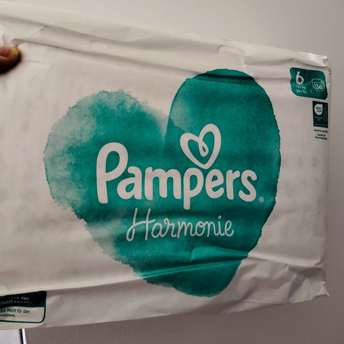 Couches Pampers harmonie taille 6 - photo numéro 2