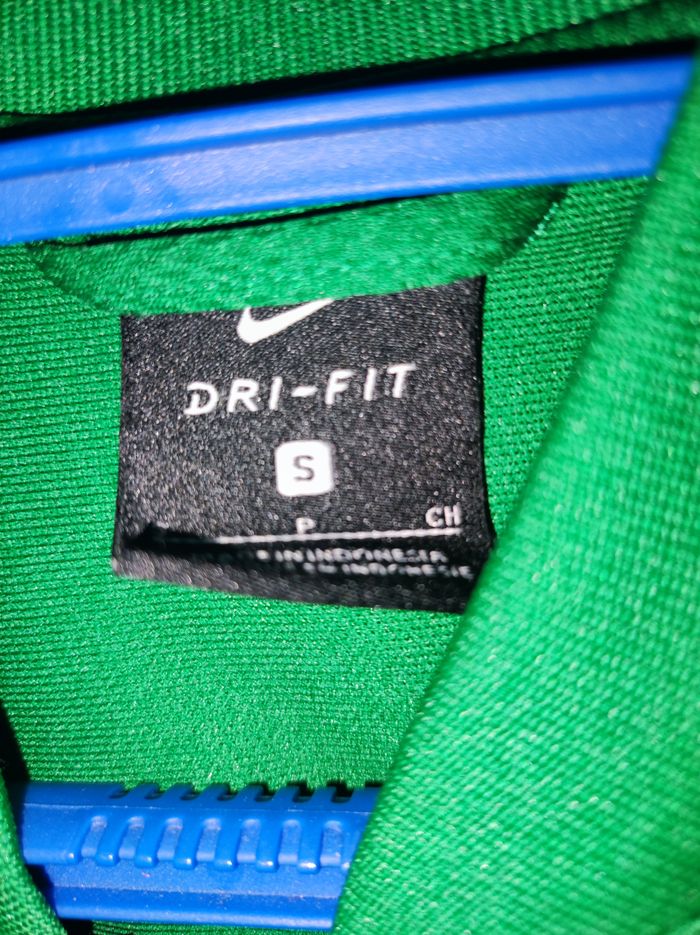 veste nike Dri-fit - photo numéro 3