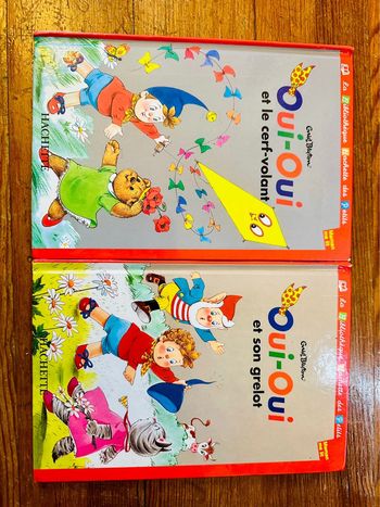 Lot de 2 livres Oui-Oui bibliothèque Hachette des petits albums anciens vintage