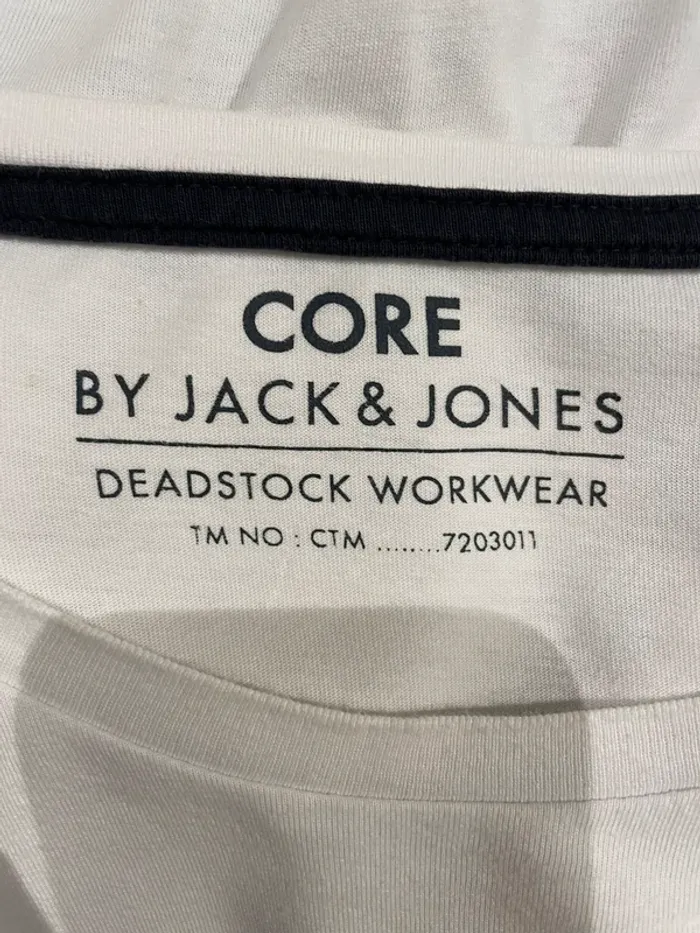 TEE shirt Jack & Jones taille 40 - L en très bon état - photo numéro 5