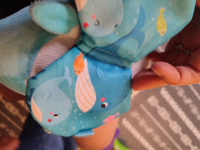 Peluche livre baleine - photo numéro 6