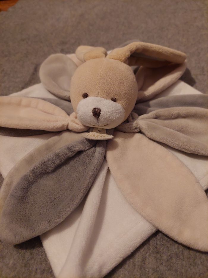 Doudou plat lapin DOUDOU ET COMPAGNIE Collector taupe et beige - photo numéro 2