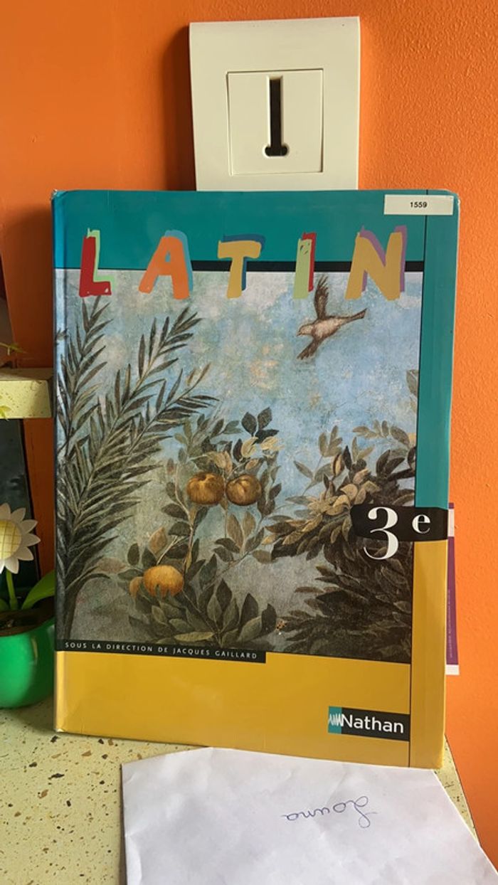 Manuel latin 3ème