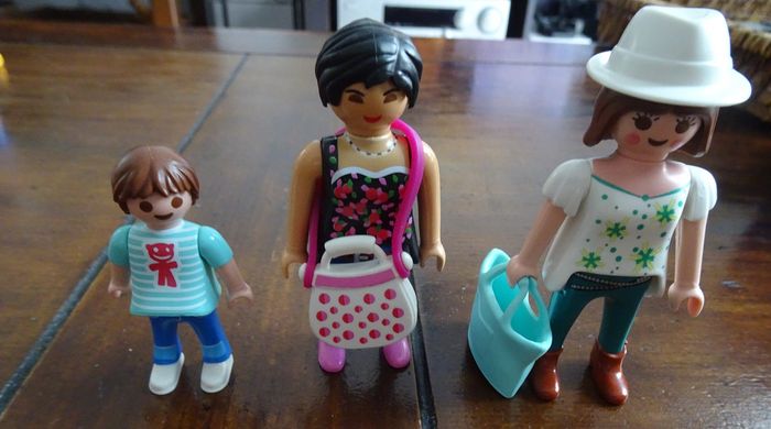 6 petites boites de Playmobil Loisirs - photo numéro 2