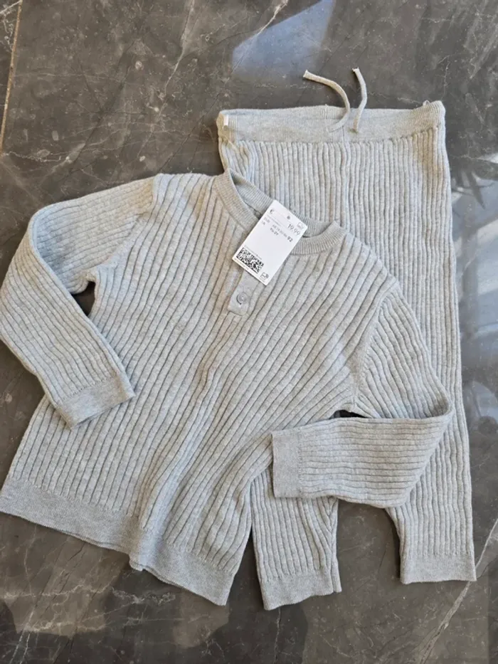 Ensemble hm neuf