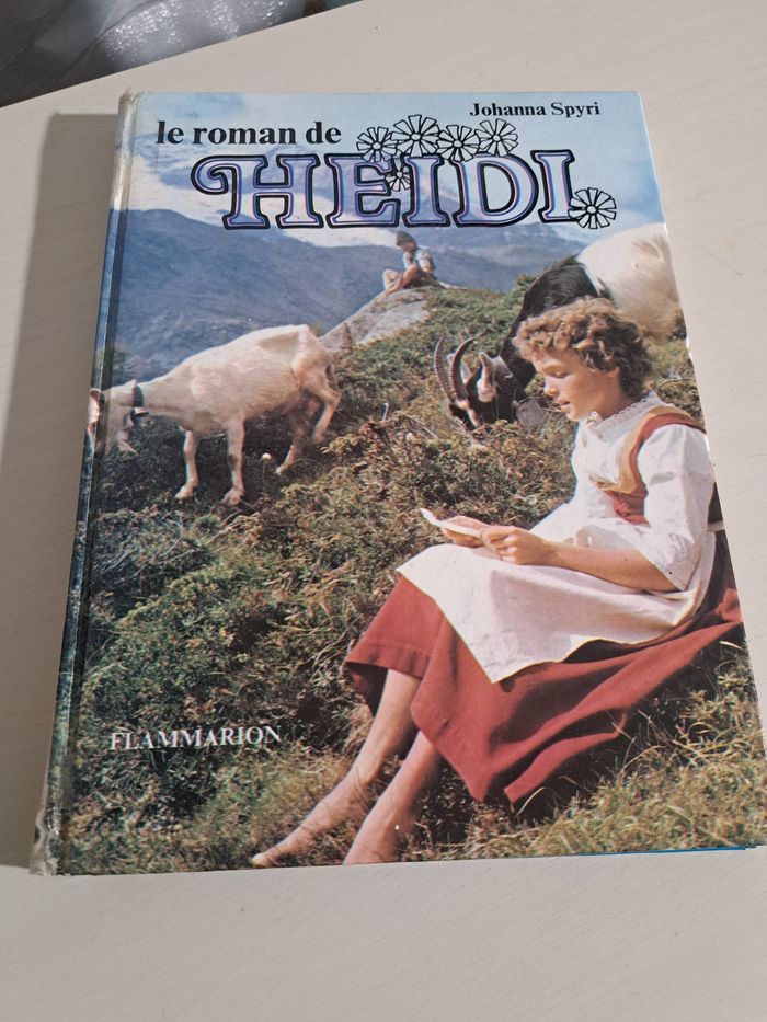 Livre le roman de Heidi tiré du film de 1978
