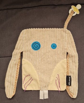 Doudou maxi plat Lapin - attache tétine- Deglingos