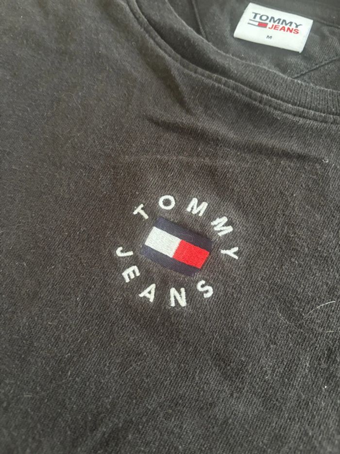 T-shirt Tommy, jeans - photo numéro 2