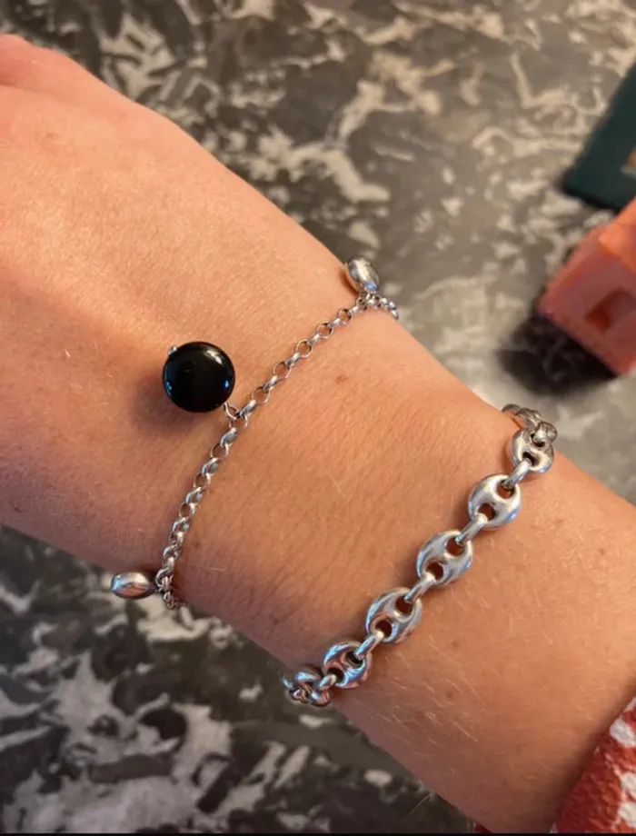 Bracelet fin en argent - photo numéro 3