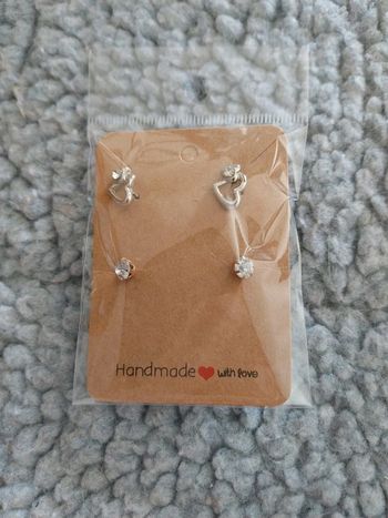 Boucle d'oreille coeur et diamant