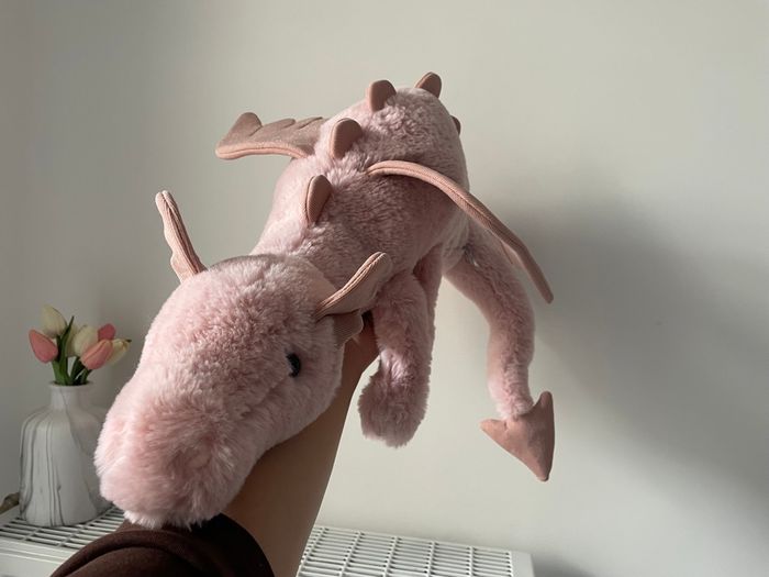 Peluche Jellycat Hugue Rose Dragon 🐉 - photo numéro 2