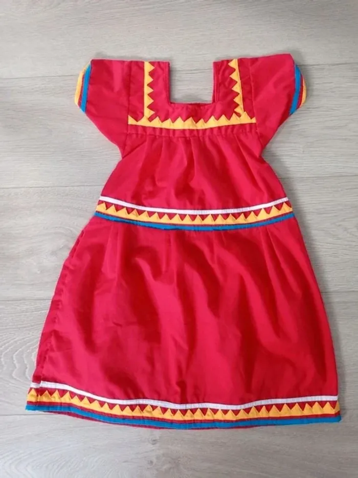 Robe longue rouge 4 ans neuve - photo numéro 2