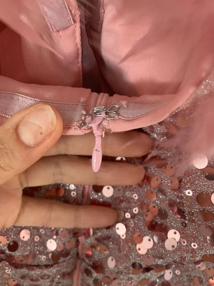 Robe à sequins rose - photo numéro 5