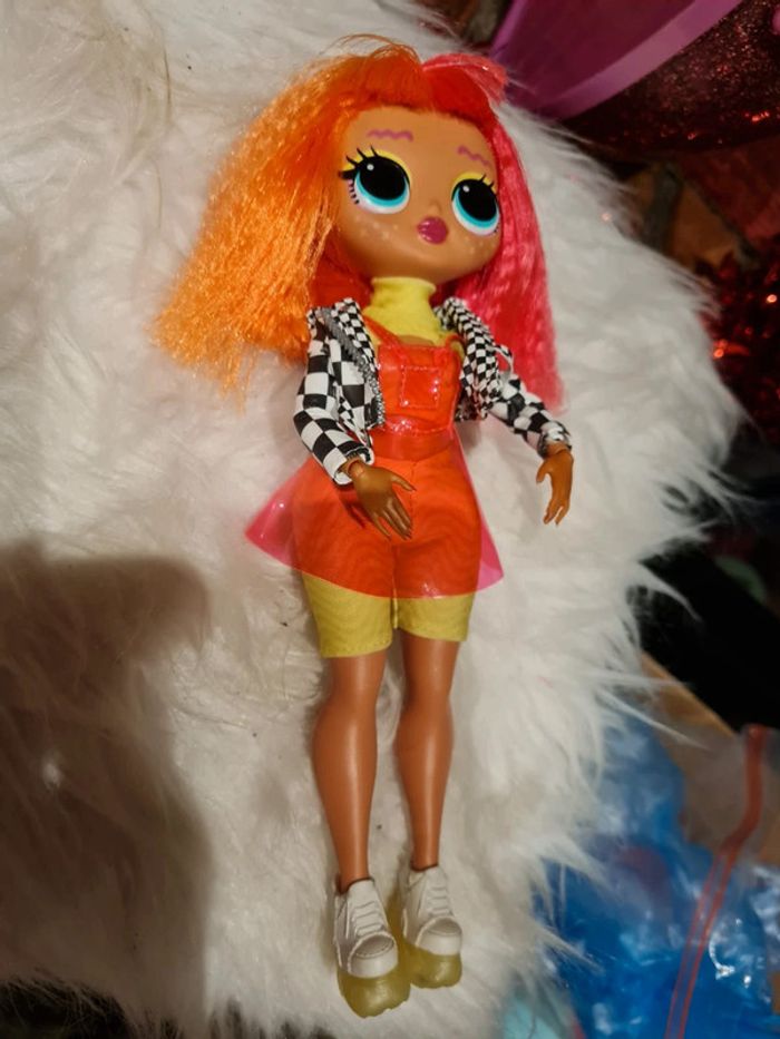 Poupée lol - photo numéro 2