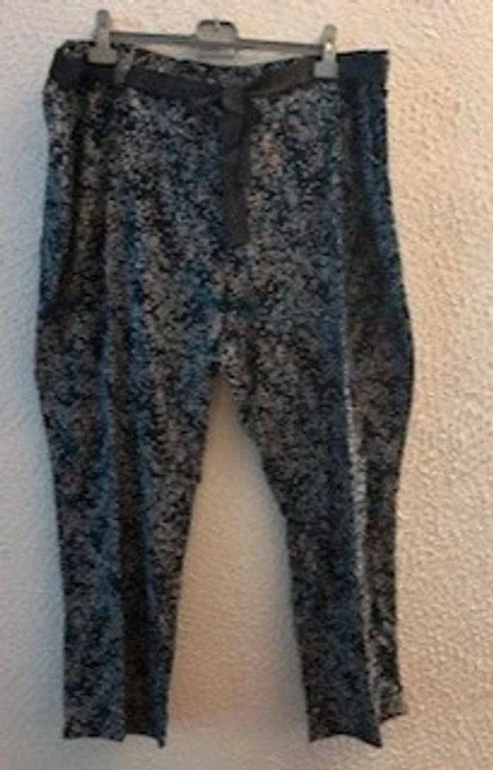 Pantalon crêpe fluide T50/52 - photo numéro 2