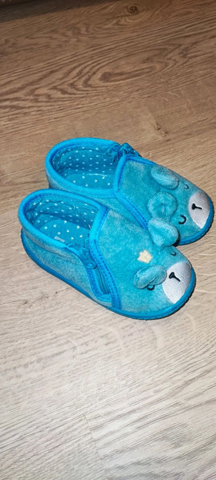 Lot de 8 chaussures en très bon état taille 20-23 - photo numéro 8