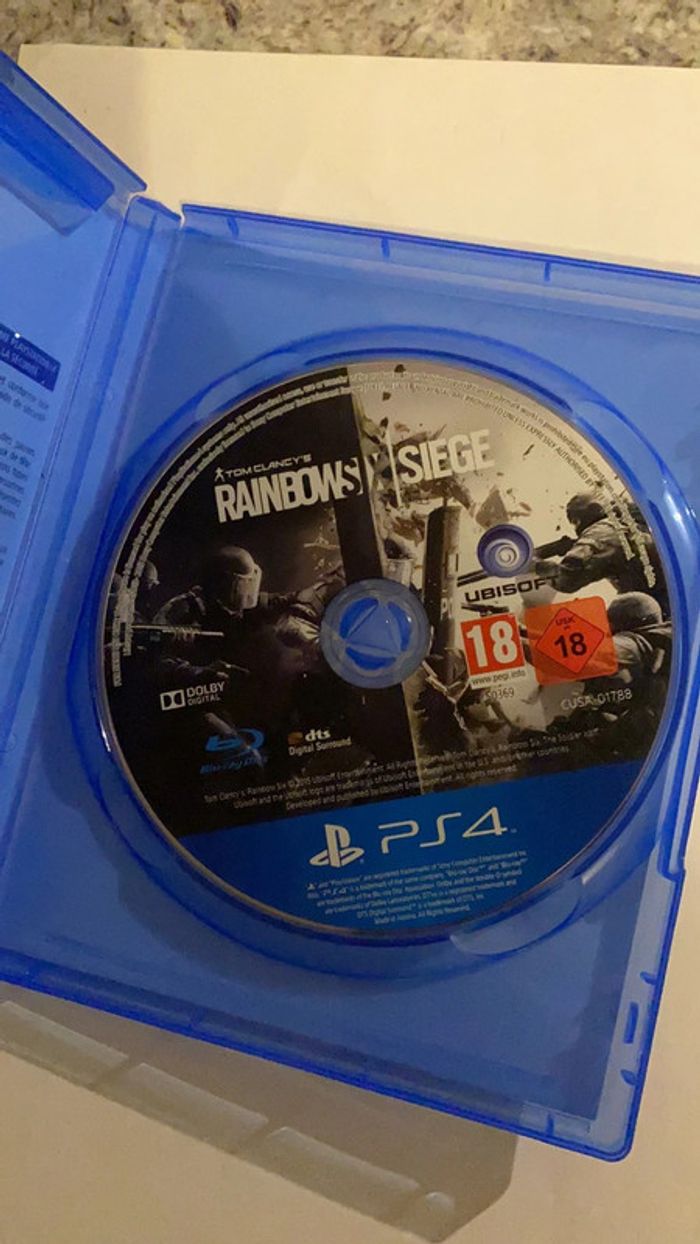 tom clancy’s rainbow six siege ps4 - photo numéro 2