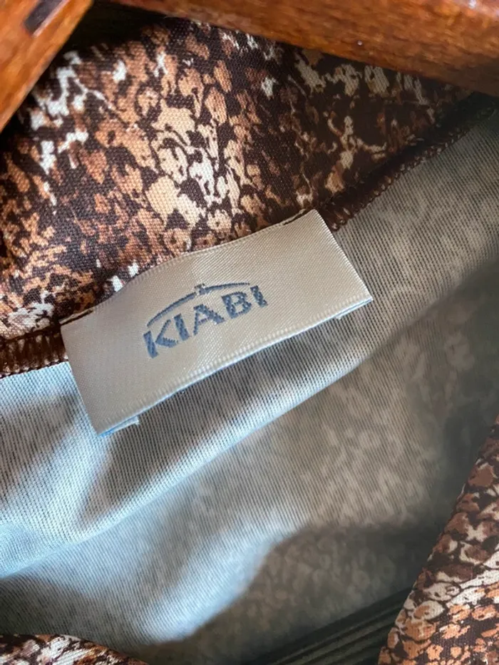 Chemise kiabi vintage marron motif serpent - photo numéro 4