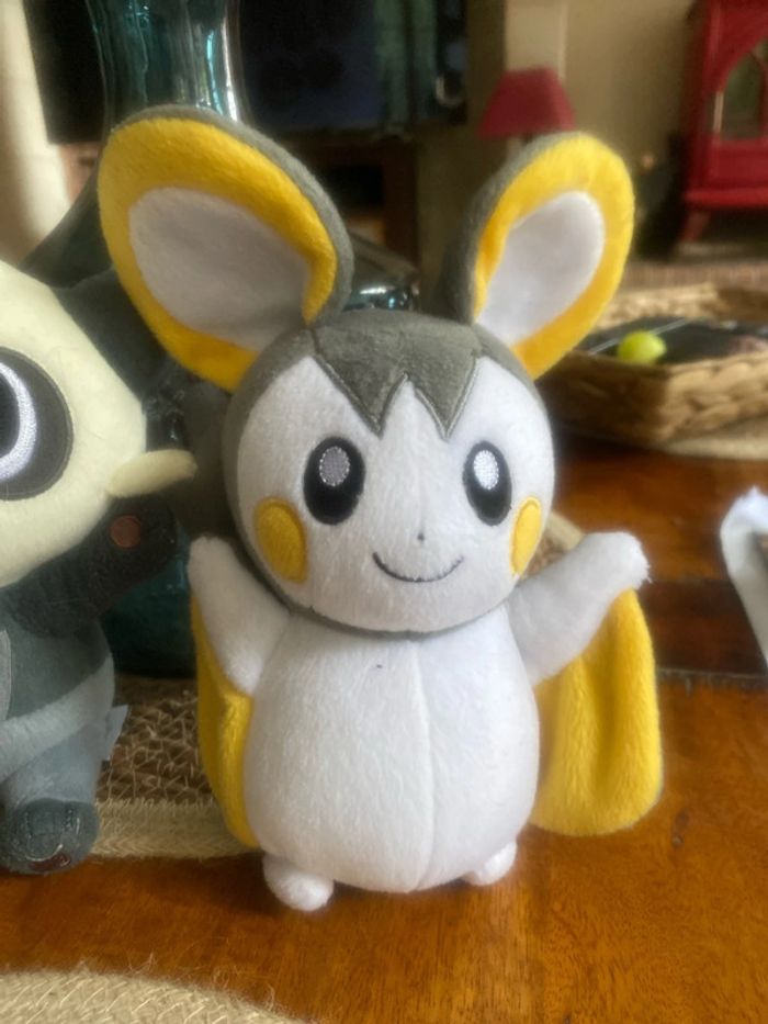 Lot peluches Pokémon - photo numéro 3