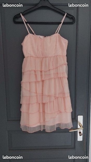 Robe en très bon état- taille M