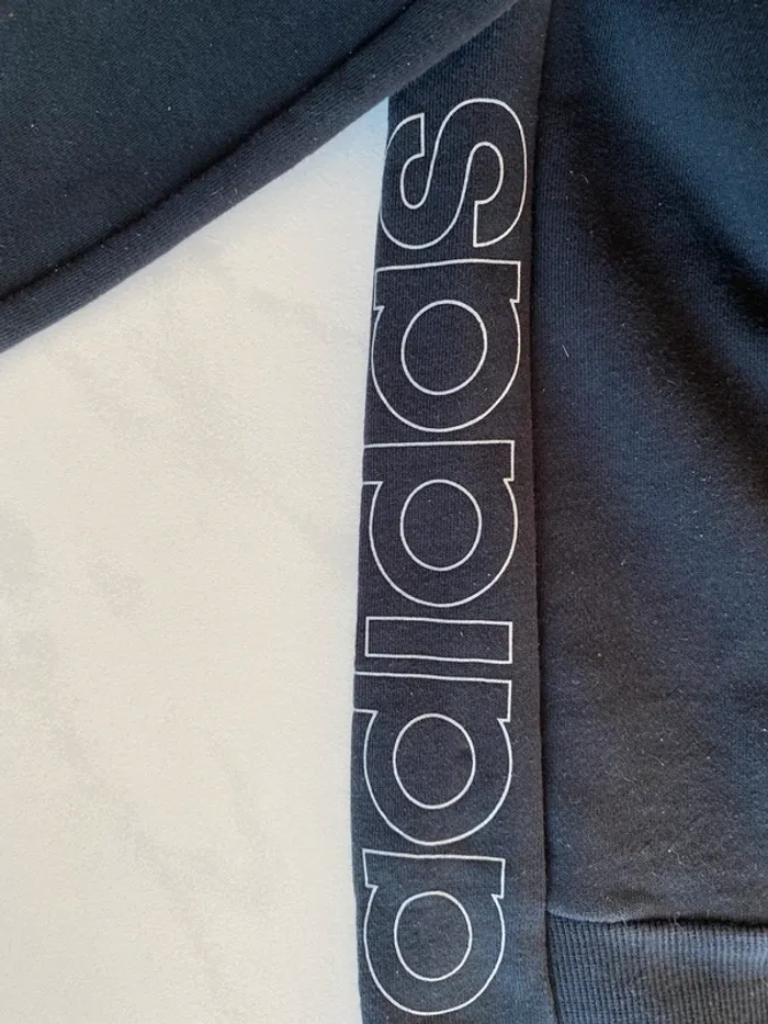 Jogging Adidas vintage femme noir – taille 36/38, logo blanc, poches zippées – très bon état - photo numéro 3