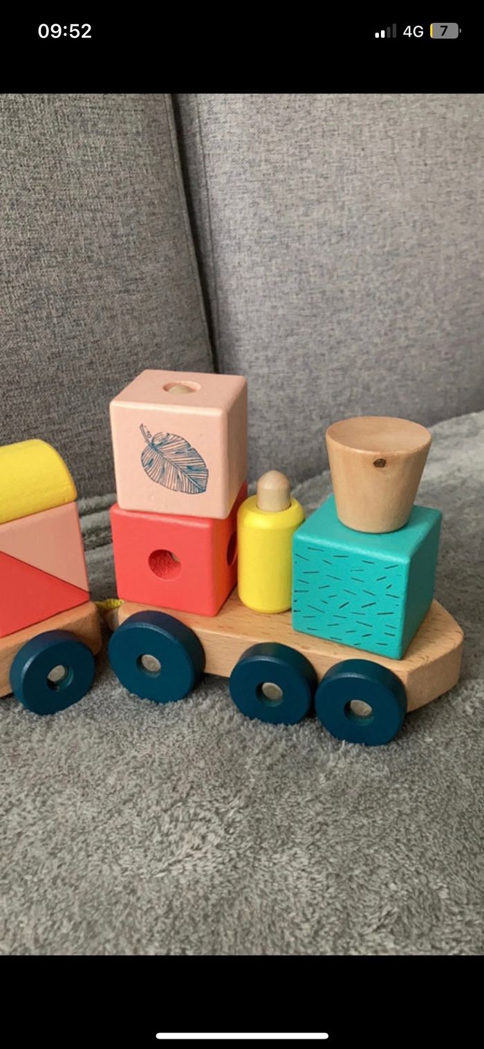 Train en bois - photo numéro 2