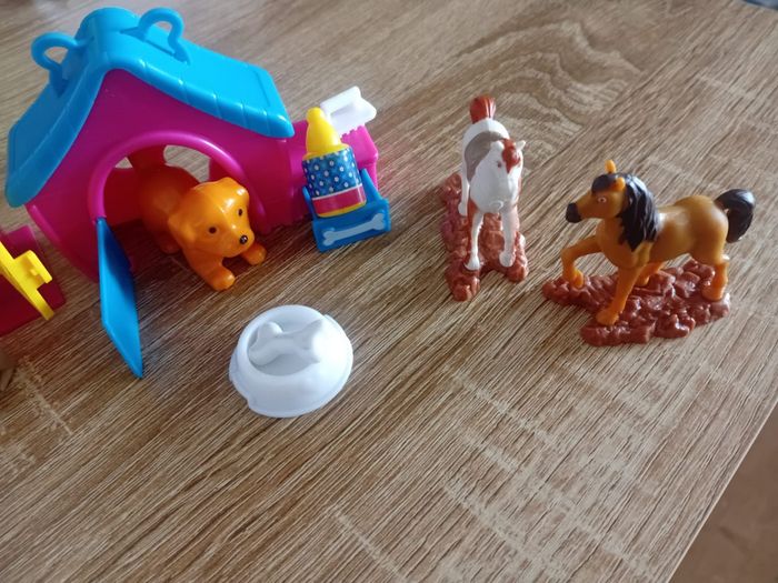Petite barbie veterinaire - photo numéro 3