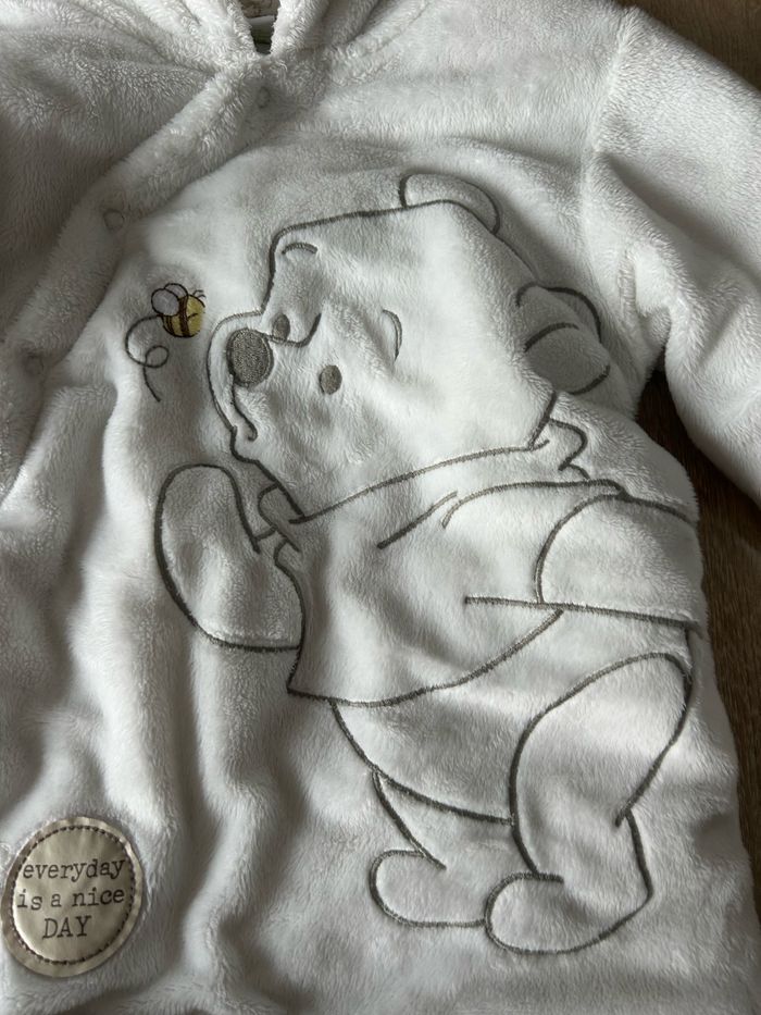 Combinaison Disney baby 6/9mois - photo numéro 2