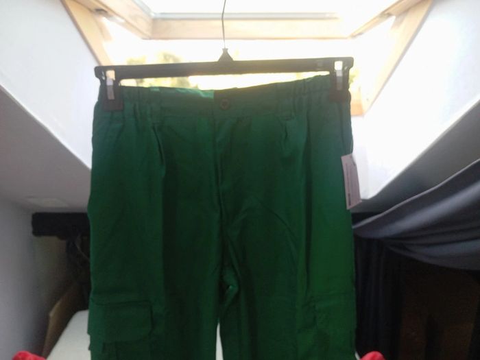 Pantalon de travail vert Multipoches Neuf Taille élastique 36-38 cm - photo numéro 2