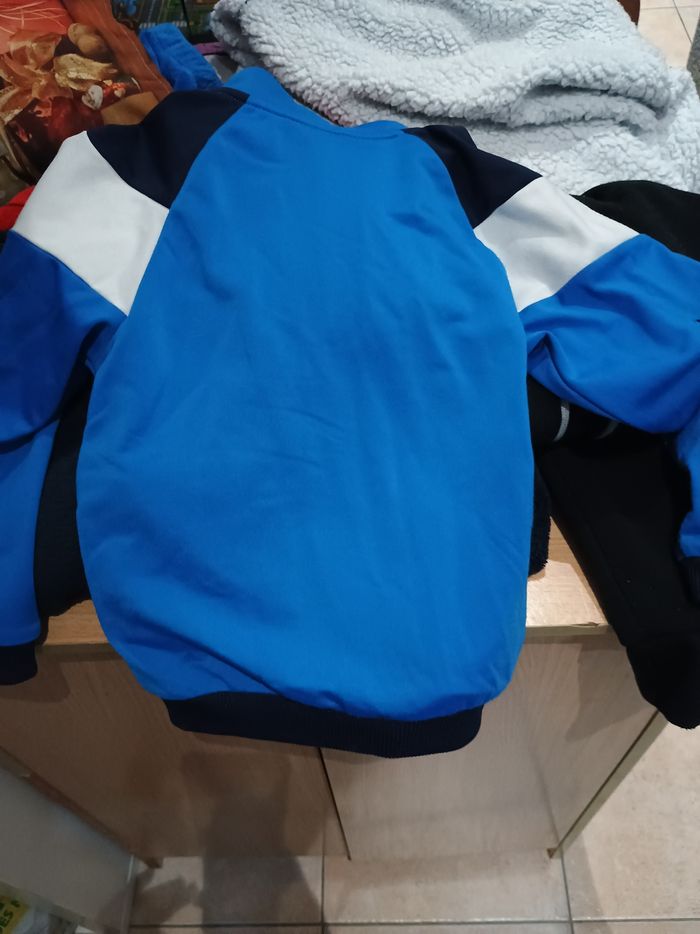 Veste Puma taille 3 ans - photo numéro 2