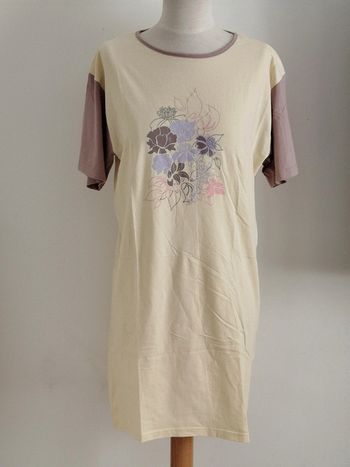 Nuisette manches courtes jeune et mauve taille 38-40
