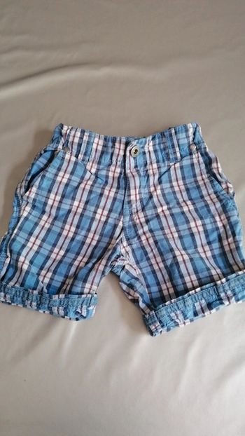 Short 2 ans