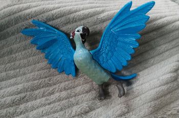 Figurine perla rio macdonald