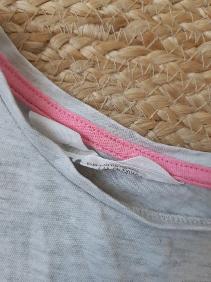 Tee shirt licorne H&M 110/116 cm - photo numéro 3