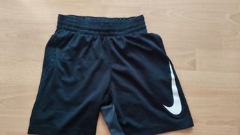 short xs 7 8 ans dri fit