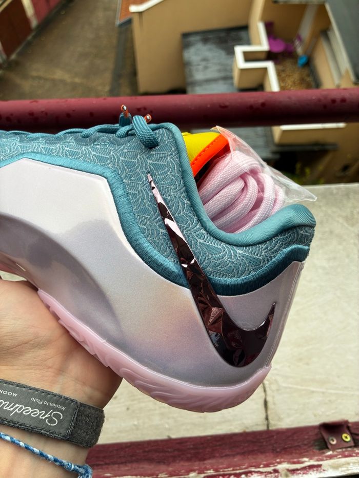 Nike Lebron Miami Twice - Taille 47 - Neuves - photo numéro 3