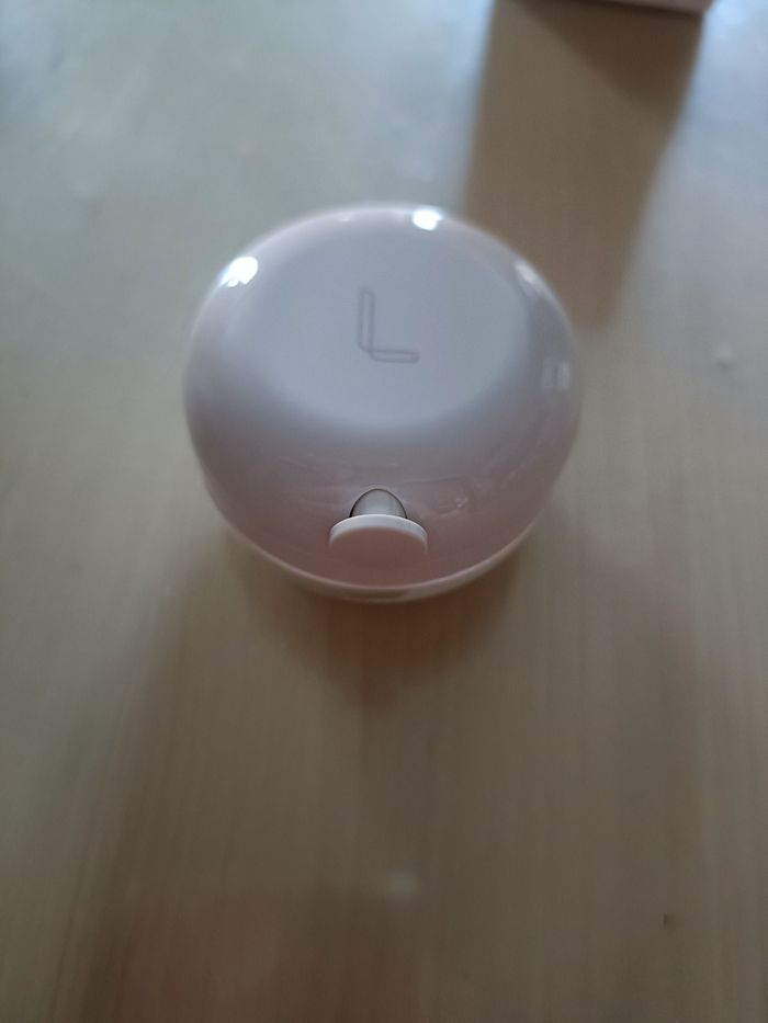 Petit lot baume pour les lèvres Laneige et 2 huiles pour les lèvres Clarins - photo numéro 2