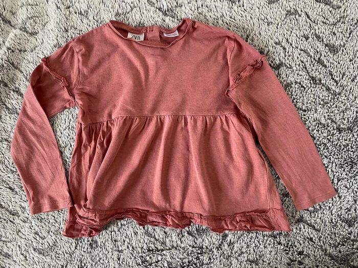 Teeshirt manches longues Zara - taille 4 / 5 ans