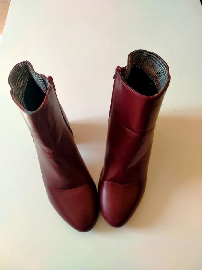 Bottines bordeaux à talons élégantes et tendance - photo numéro 4